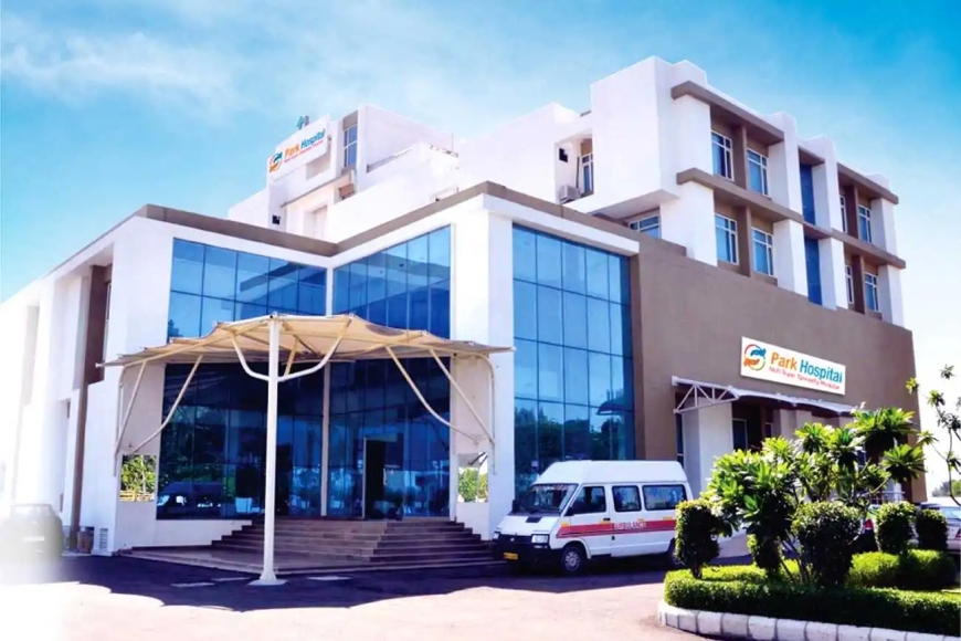 Park Hospital, Staff Nurse